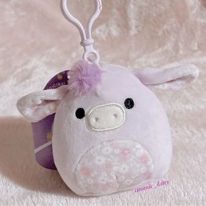 Squishmallows Delzi The Donkey Easter 2023 Clip Keychain